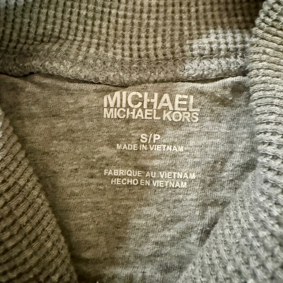 Michael Kors Textured Gray Top - Picture 4 of 7